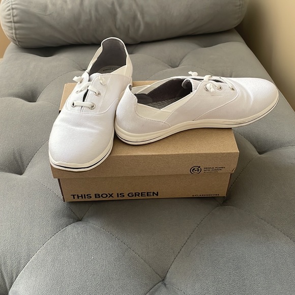 Cloudsteppers by Clarks - Picture 4 of 8